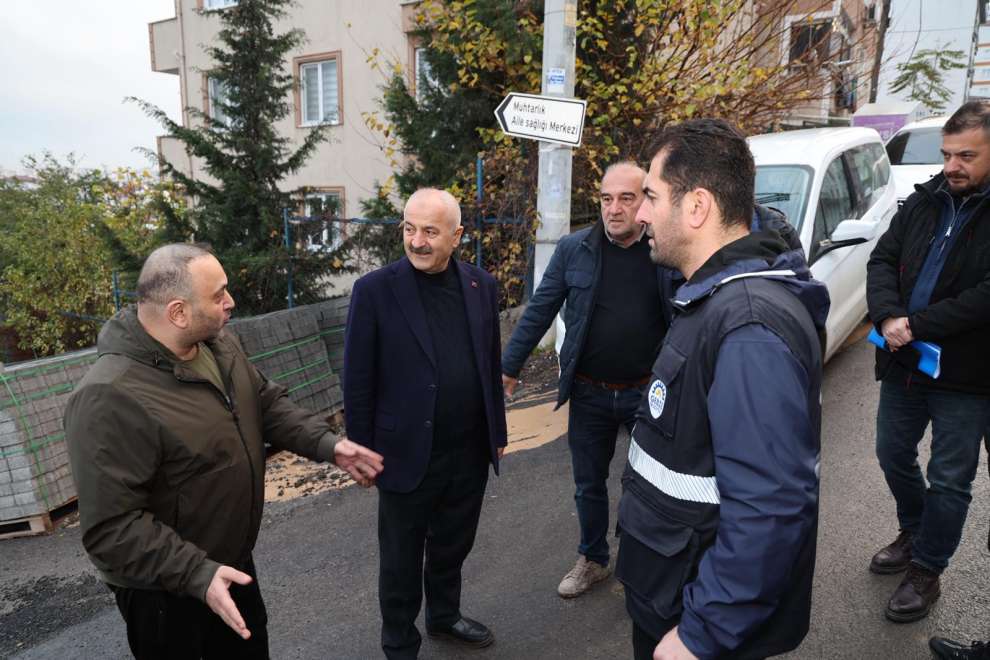 Adem Yavuz Mahallesi’nde Üstyapı Çalışmalarını Yerinde İnceledi