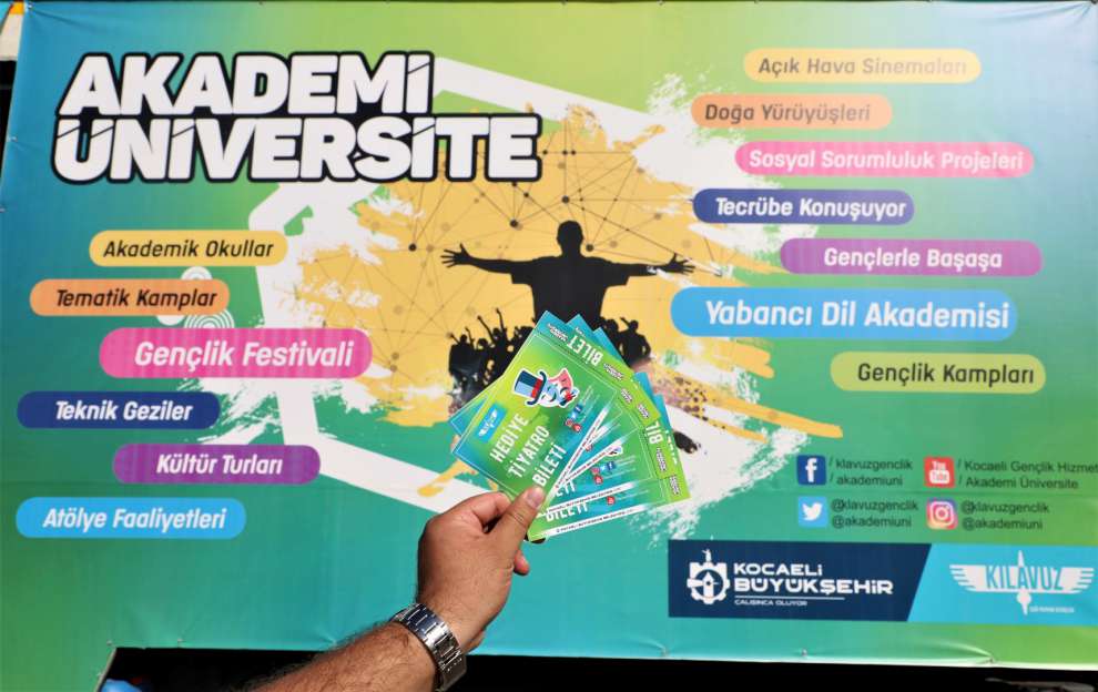 Akademi Üniversitede yeni dönem