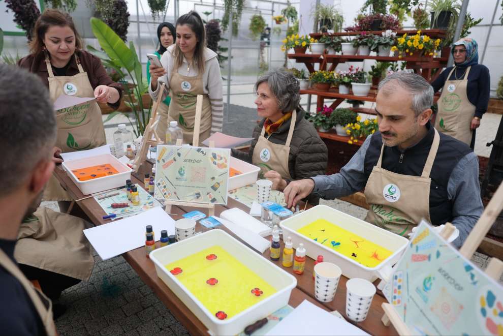 Bahçem Çayırova'da 'Toprak ve Sanat' atölyesi etkinliği gerçekleştirildi