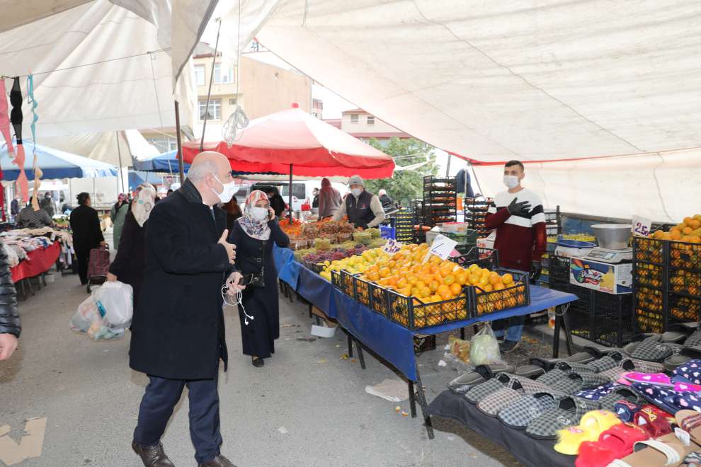 Başkan Bıyık’tan Pazar denetimi