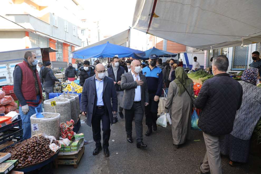 Başkan Bıyık’tan pazarda koronavirüs denetimi