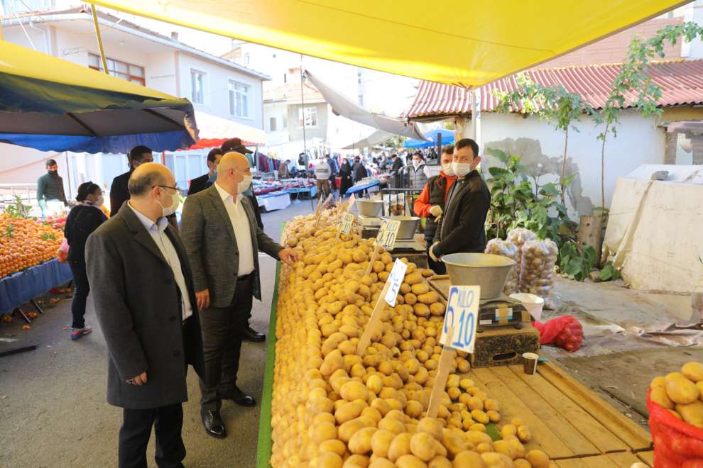 Başkan Bıyık’tan pazarda koronavirüs denetimi