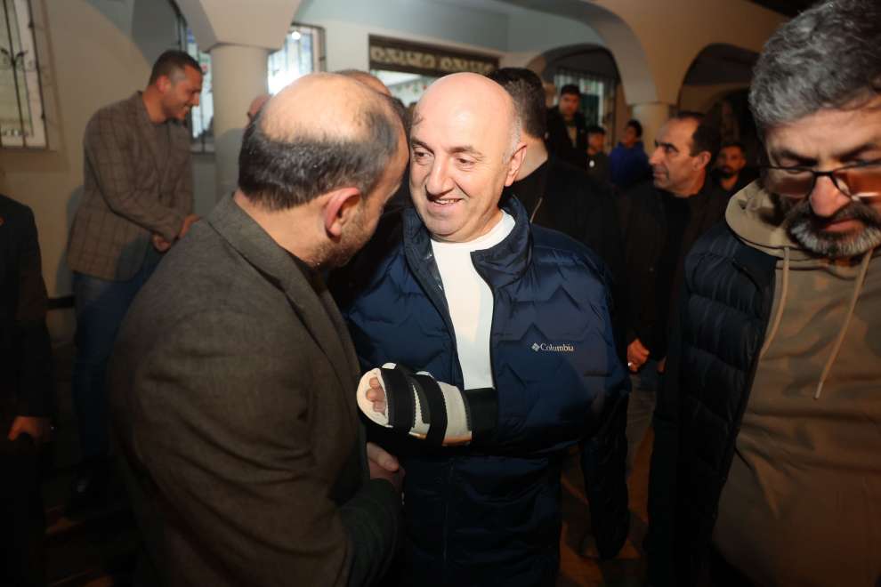 Başkan Bıyık, vatandaşlara lokma ikramında bulundu