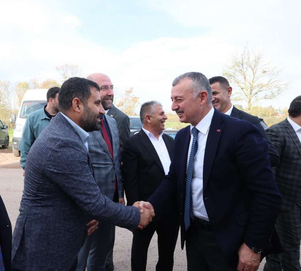 Başkan Büyükakın, Ağrılılarla bir araya geldi