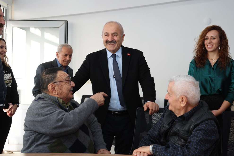 Başkan Büyükgöz, Barış Mahallesi’nde Huzurevi Sakinleriyle Bir Araya Geldi