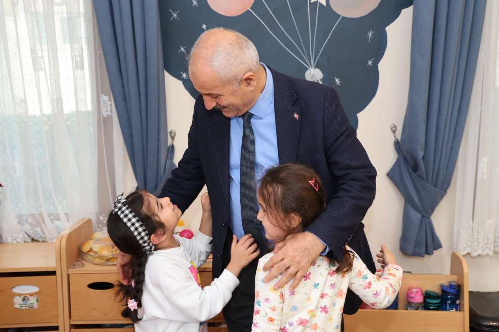 Başkan Büyükgöz, Güzide Kreş’te Öğretmenler Günü’nü Kutladı