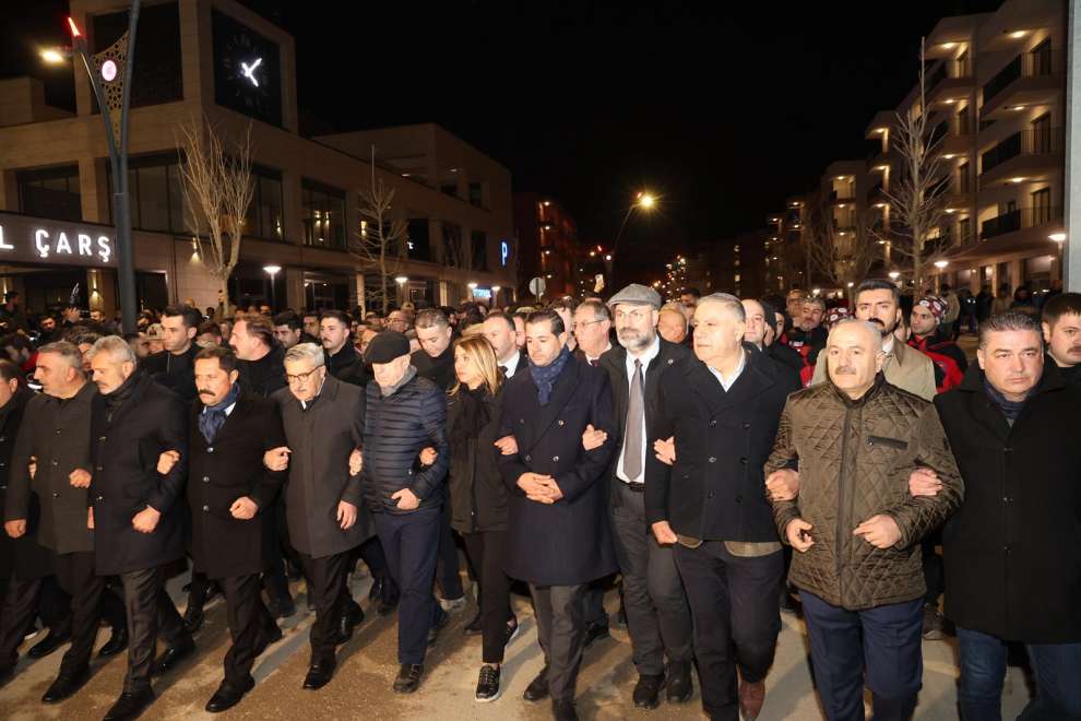 Başkan Büyükgöz, Hatay'da deprem şehitlerini andı
