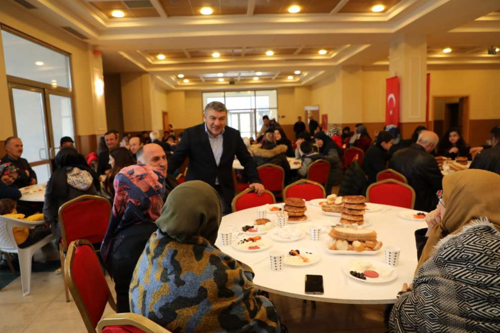 Başkan Şayir, Sakaryalılarla Bir araya geldi