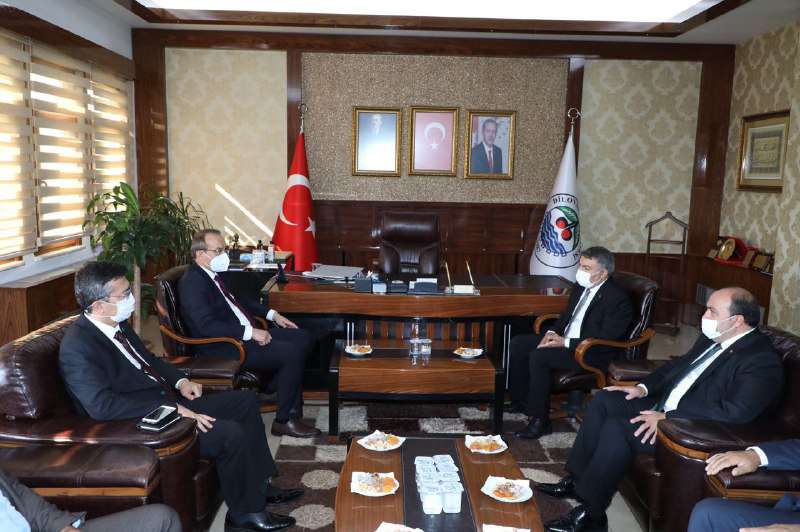 Başkan Şayir, Vali Yavuzu makamında ağırladı.