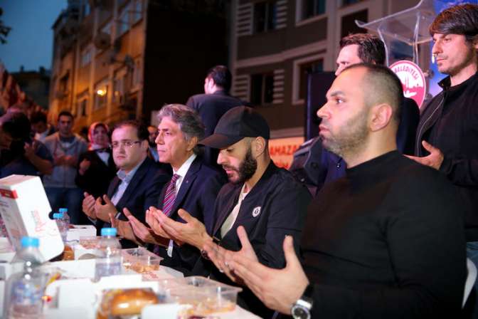 Benzema, Fatihte iftar progrmına katıldı