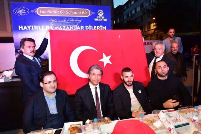 Benzema, Fatihte iftar progrmına katıldı
