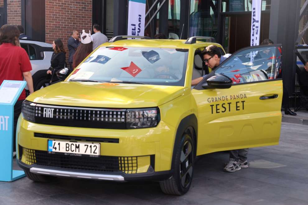 Bilişim Fuarı stantlarına 7’den 70’e yoğun ilgi