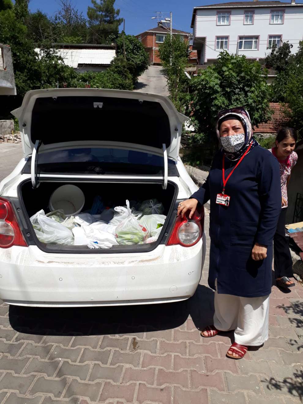 Bir gecekondunun bodrumunda başlayan iyilik hareketi, bugün bir kervana dönüştü.