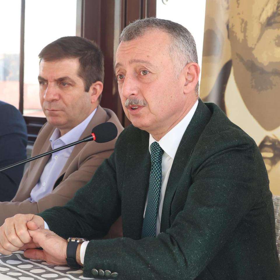 Büyükakın: Hizmet ederken popülizmden uzak duruyoruz