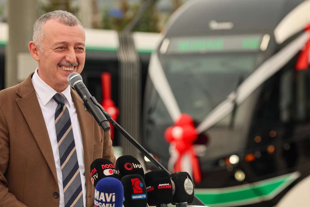 Büyükakın: Raylı sistemde yeni bir döneme giriyoruz