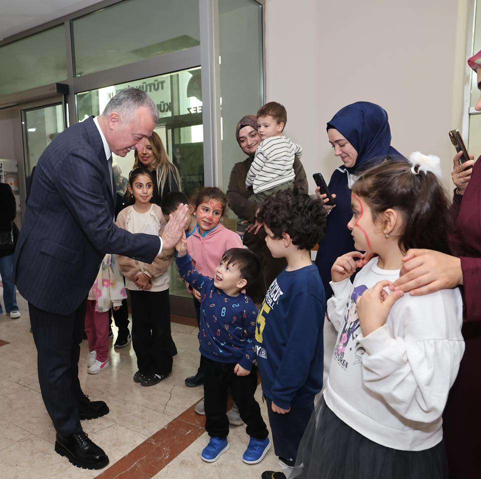 Büyükakın: "Kadınlar, hayatın merkezinde yer alıyor