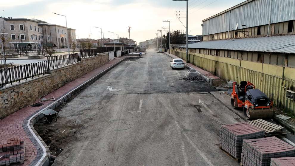 Büyükşehir çalışıyor, Darıca Özbay Sokak yenileniyor