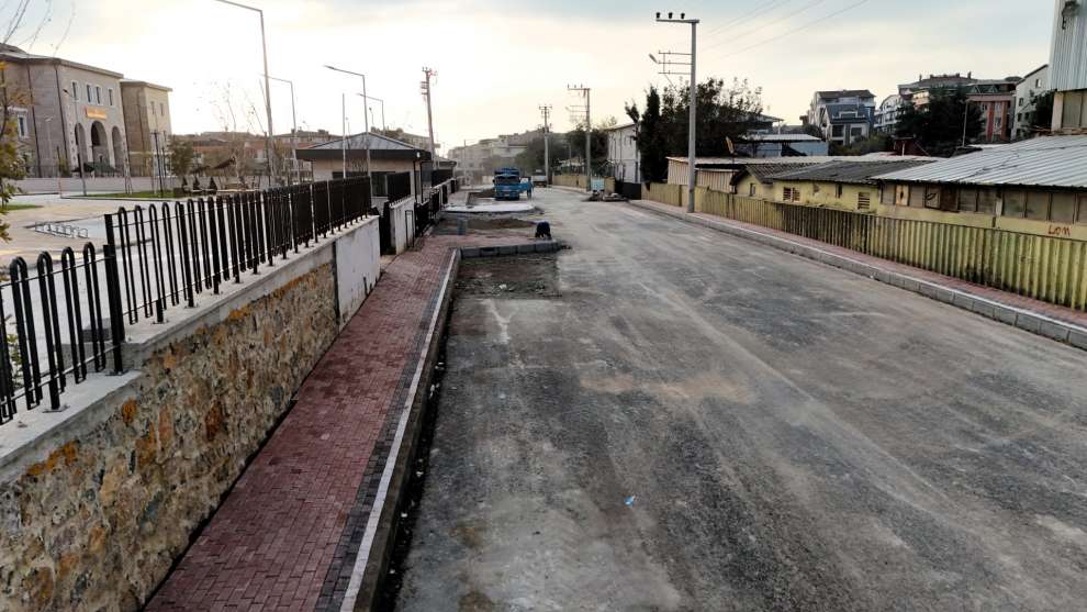 Büyükşehir çalışıyor, Darıca Özbay Sokak yenileniyor