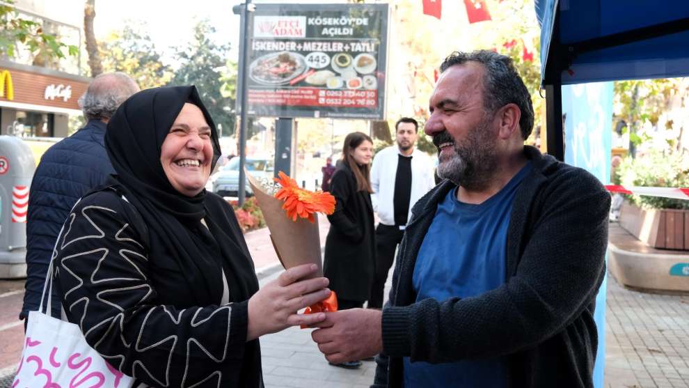 Büyükşehir’den kadına şiddete turuncu farkındalık