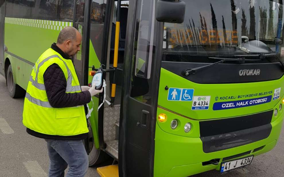 Büyükşehir, kooperatiflere el dezenfeksiyonu ve maske dağıttı