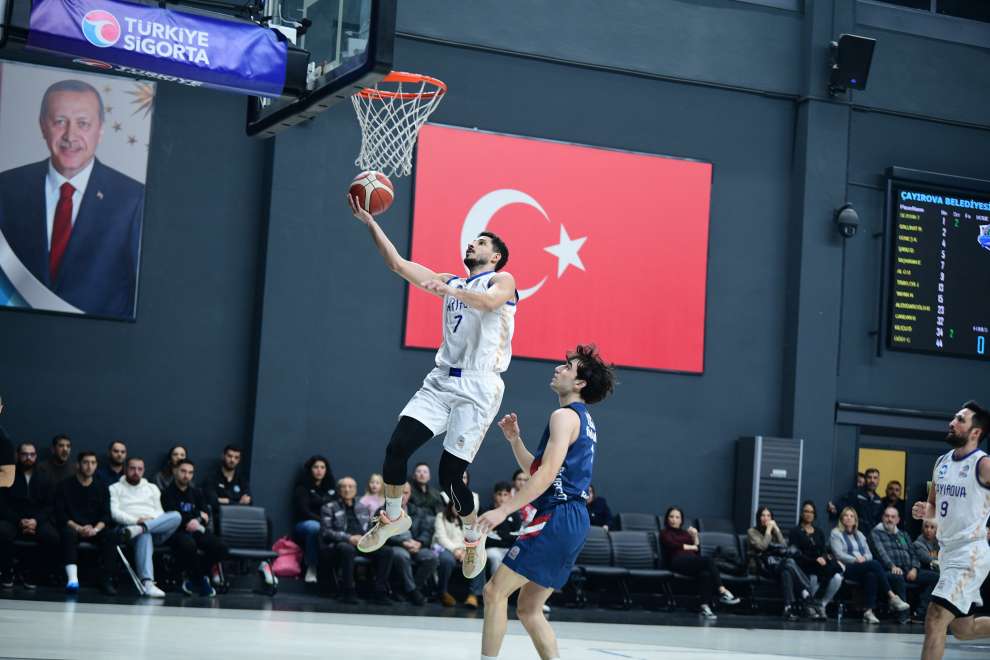 Çayırova Belediyesi, Finalspor’u mağlup etti