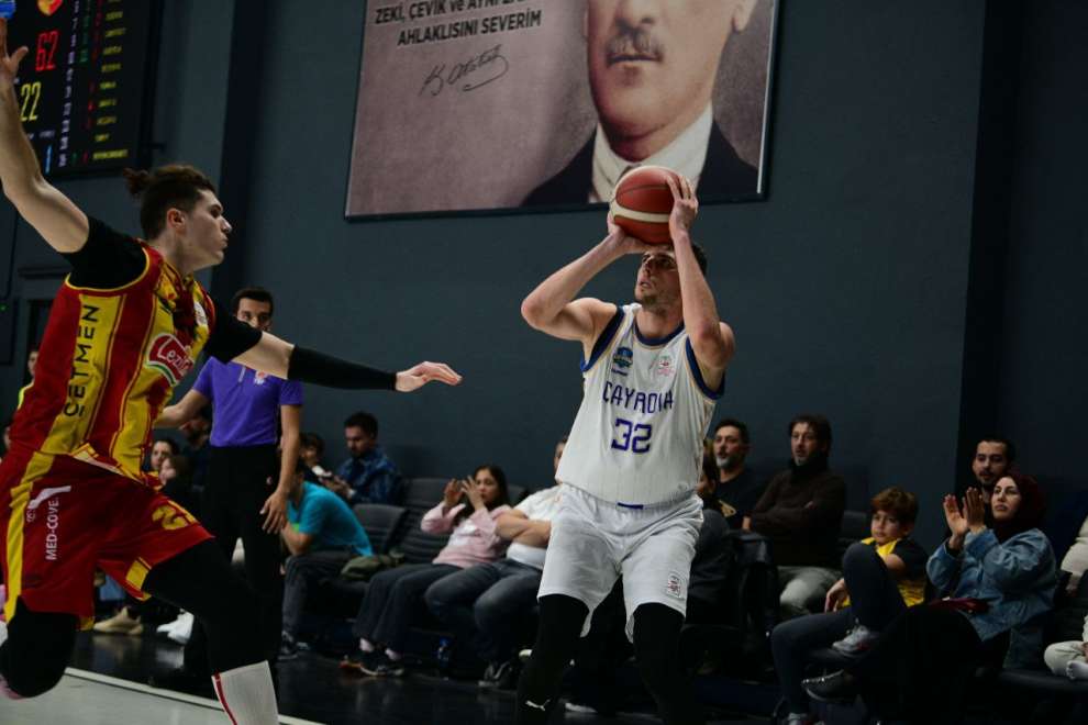 Çayırova Belediyesi, Göztepe karşısında galip