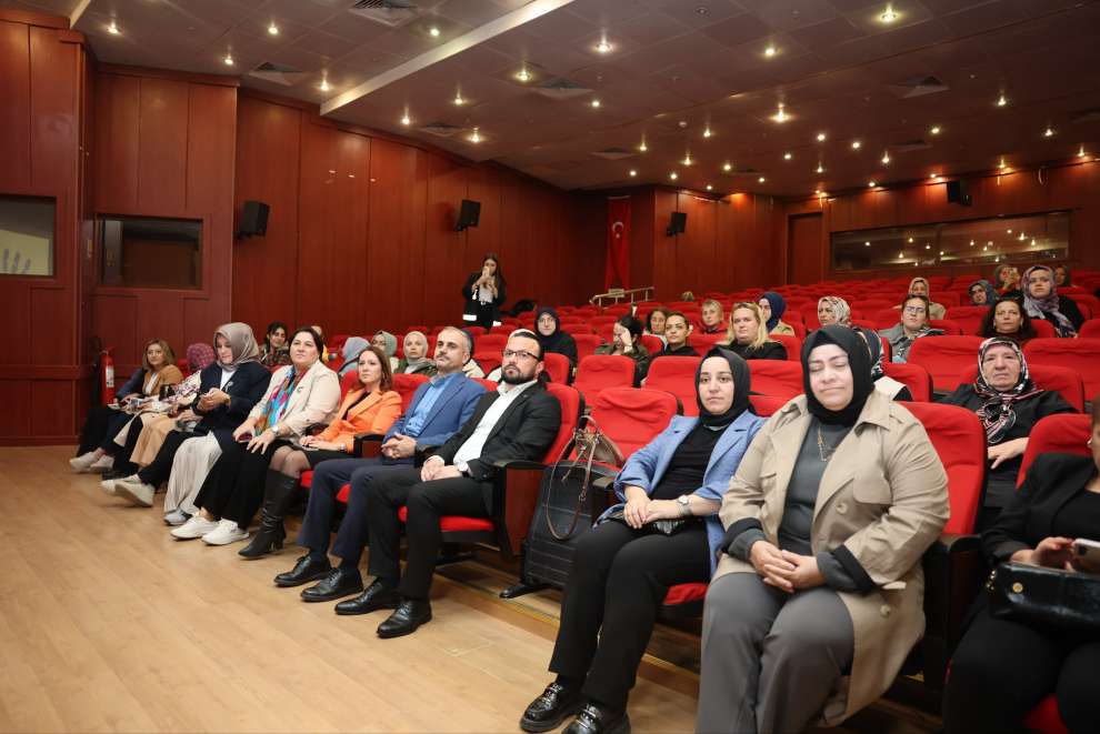 Çayırova’da Kadına Yönelik Şiddetle Mücadele Eğitimi gerçekleştirildi