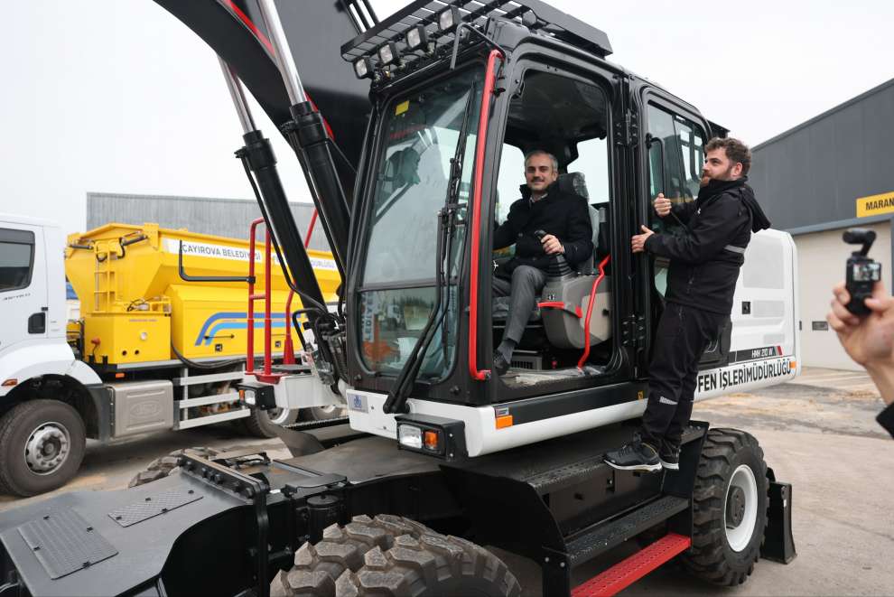 Çiftçi, “İş makineleri filomuzu güçlendirmeye devam ediyoruz”