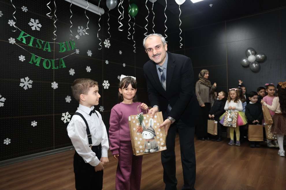 Çocuk kulüplerinde karne coşkusu