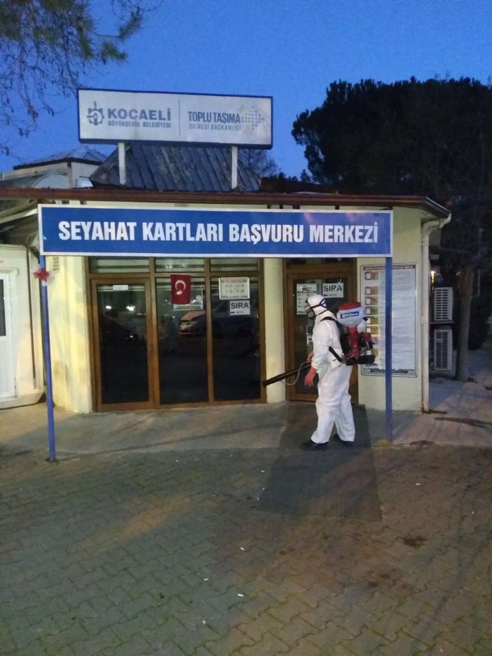 Dezenfekte çalışmalarına aralıksız devam ediliyor