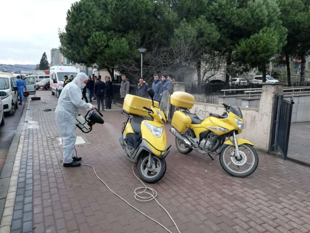 Dilovası'nda dezenfekte çalışmaları devam ediyor