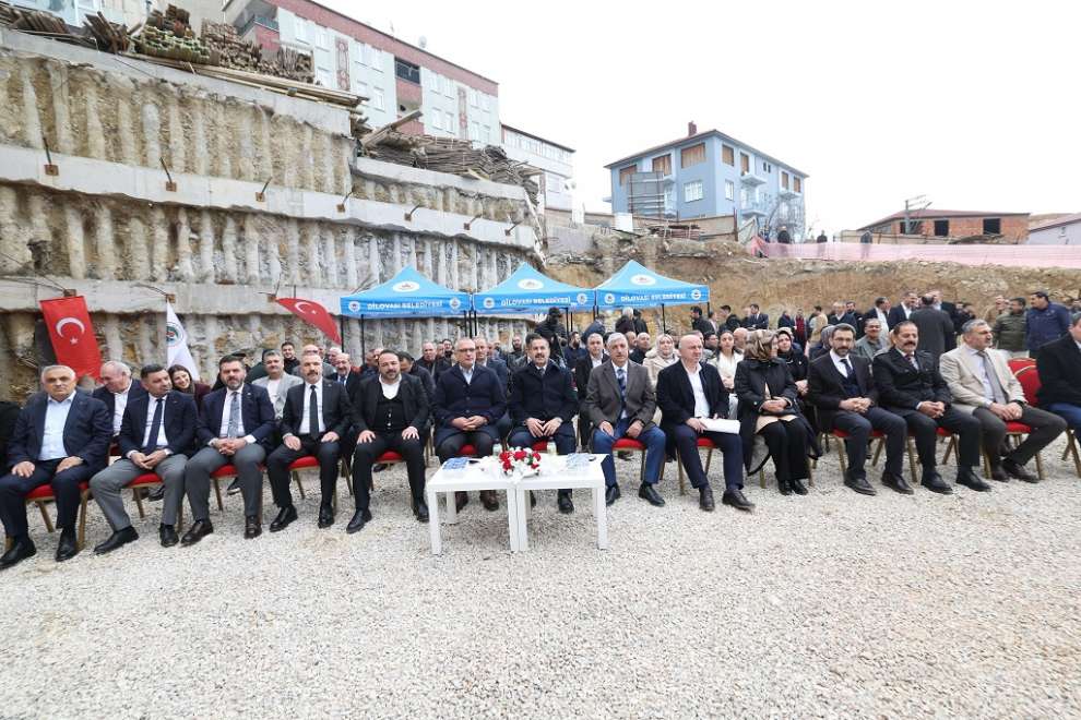 Dilovası Kent Meydanı Projesi’nin Temeli Atıldı