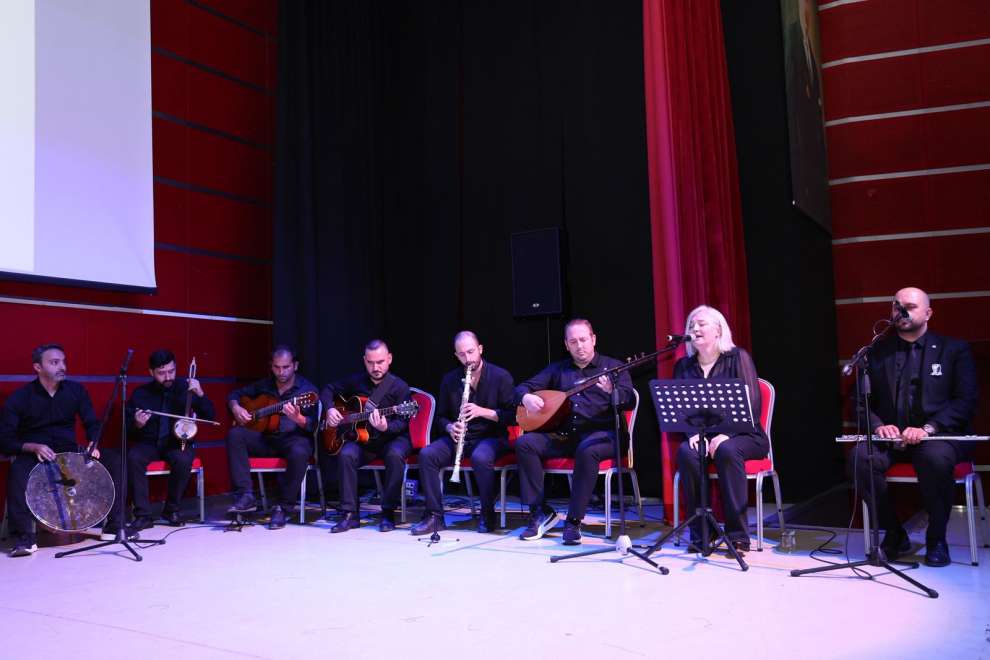 GEBZE’DE ÖĞRETMENLER GÜNÜ COŞKUSU