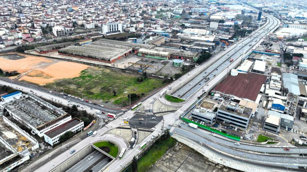 Gebze Feniş Kavşağı’nda trafik rahat ve akıcı