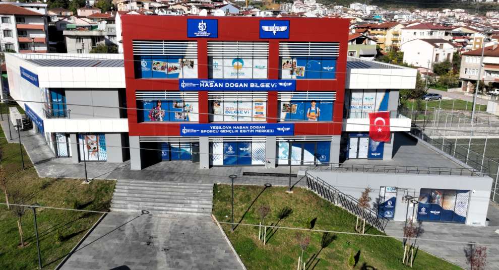 Gençler için ne gerekiyorsa yapmaya devam edeceğiz