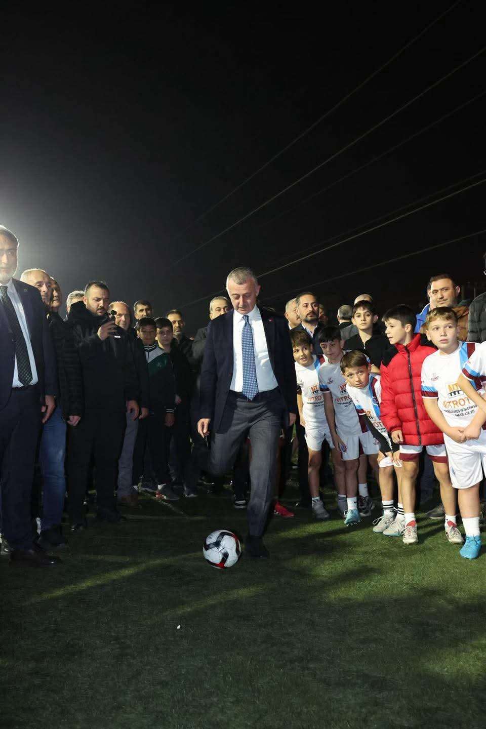 Gençler için ne gerekiyorsa yapmaya devam edeceğiz