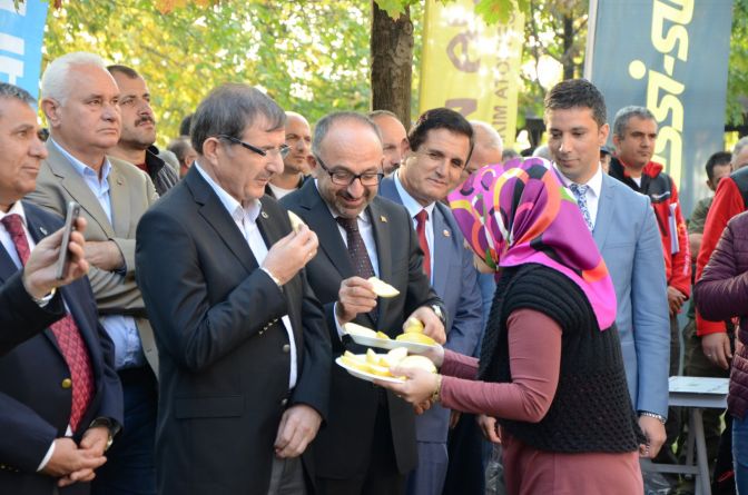 KARTEPE’DE MUHTEŞEM AYVA FESTİVALİ