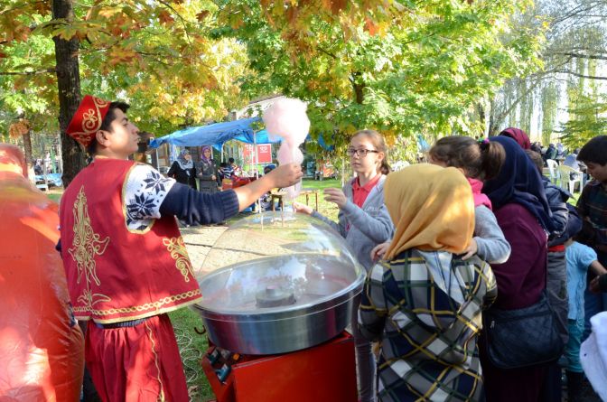 KARTEPE’DE MUHTEŞEM AYVA FESTİVALİ