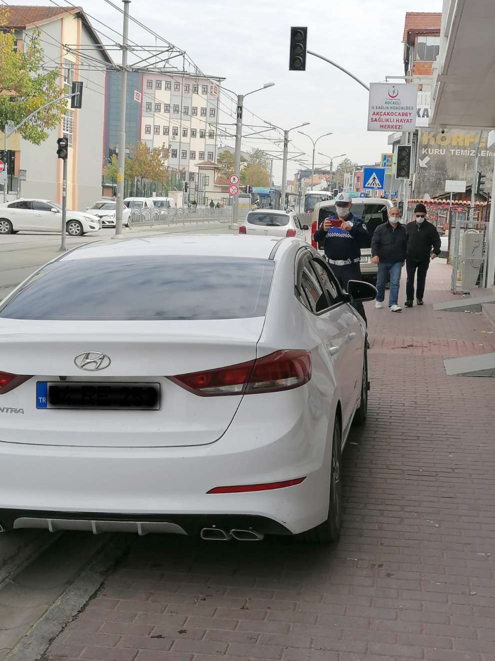 Kaldırım parklanmasına geçit yok