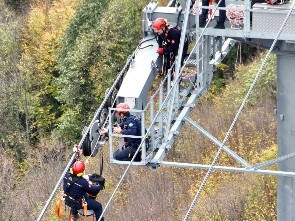 Kartepe Teleferik’te nefes kesen kurtarma tatbikatı