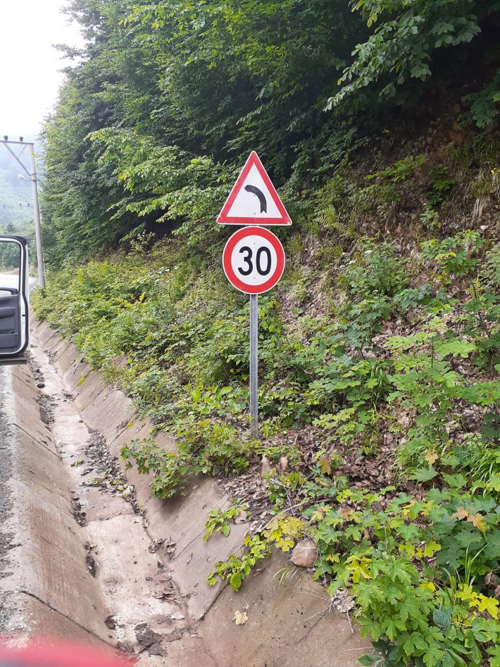 Kartepe zirve yolu kışa hazır