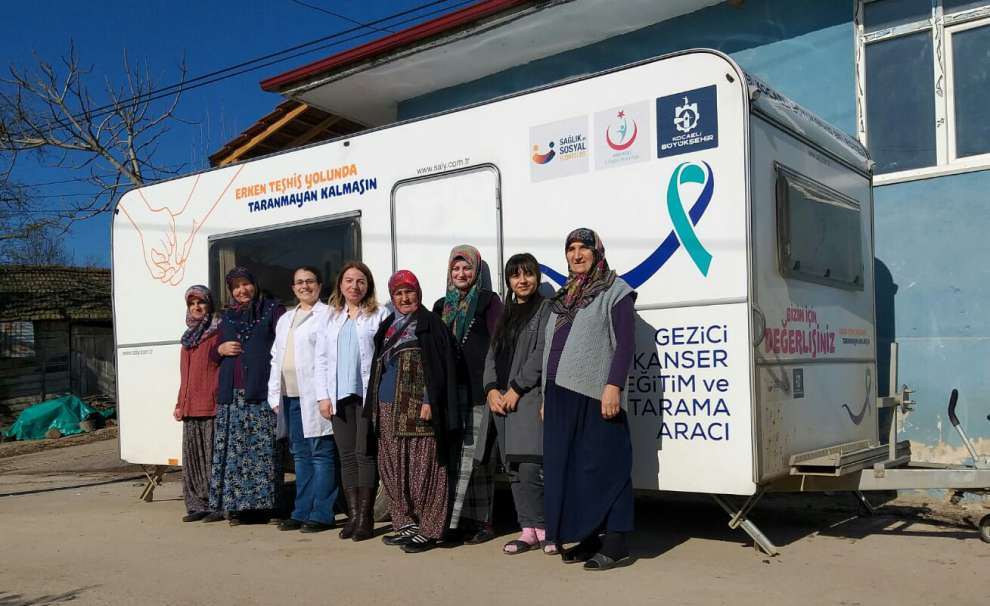 Kocaeli Büyükşehir Belediyesi Gezici Kanser Tarama Aracı,binlerce vatandaşımıza kanser taraması gerçekleştiriyor.