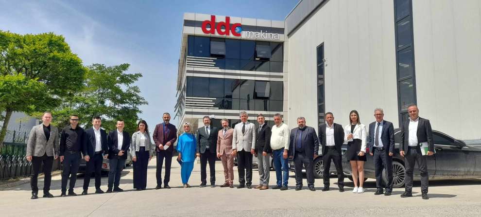 Kocaeli Sanayi ve Teknoloji Müdürü İlhan Aydın, SANTEK üyeleriyle birlikte DDC Grup'u ziyaret etti.