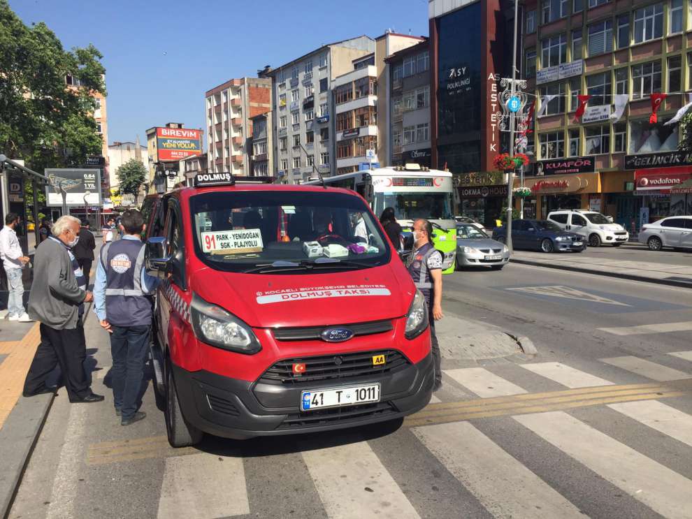 Kocaeli’de toplu taşıma kullanımı salgın öncesi seviyelerine yaklaşıyor.