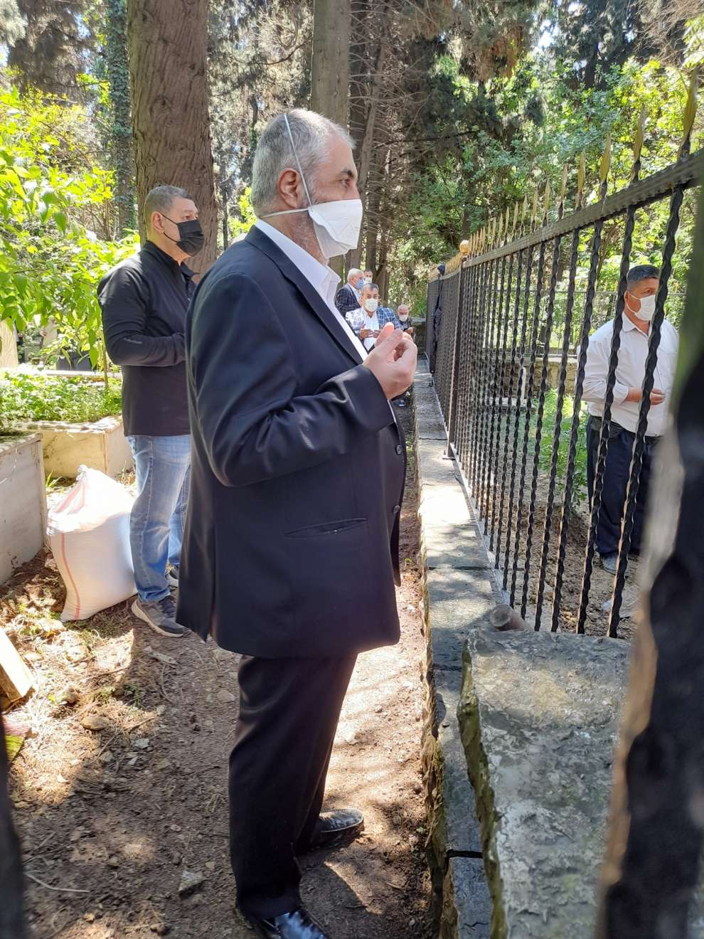 Mehmet Başaran'ın dün Hakk'ka yürüyen annesi Fatma Meliha Başaran (84) , bugün gözyaşları ve dualar eşliğinde son yolculuğuna uğurlandı.