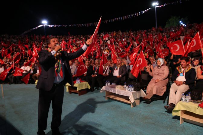OSMANLI TORUNLARINDAN MUHTEŞEM GECE