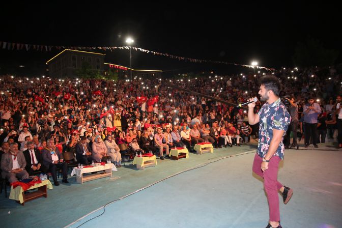 OSMANLI TORUNLARINDAN MUHTEŞEM GECE