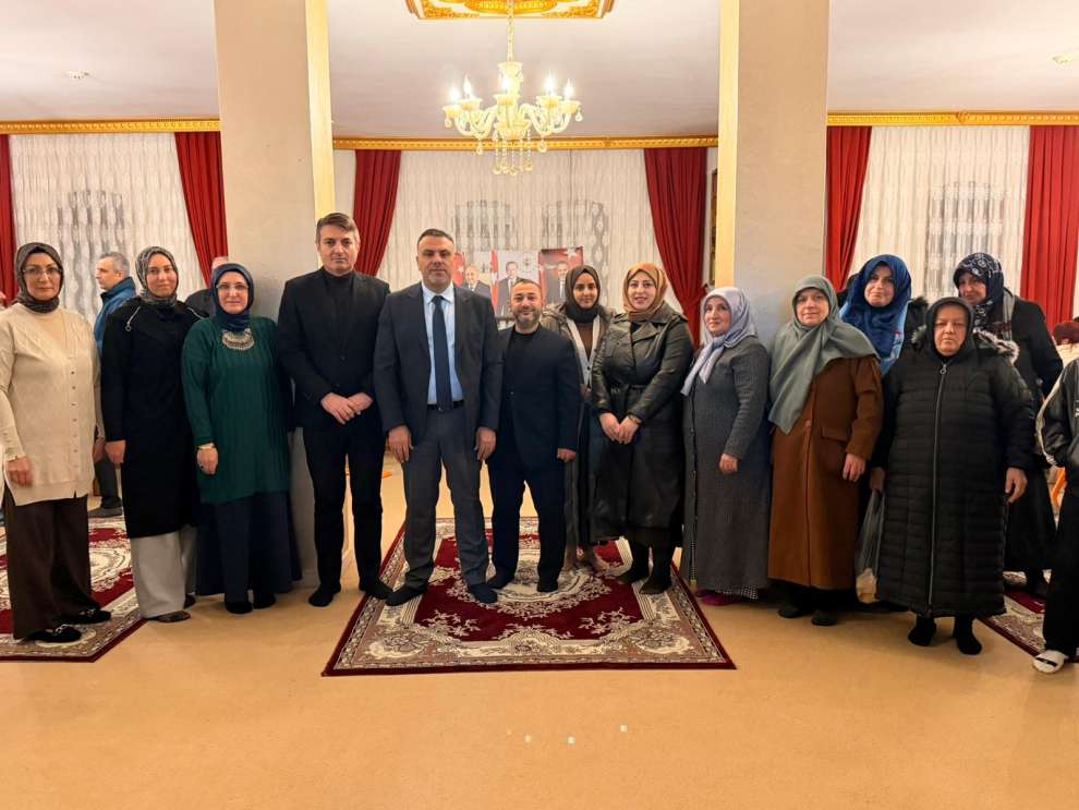 Siyaset istişare etmektir!