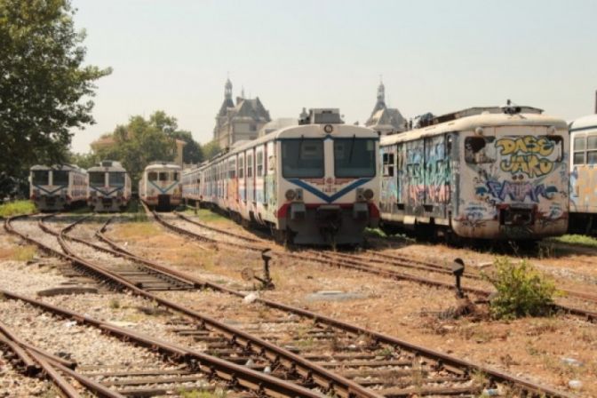 Tarihi Haydarpaşa Garı tren mezarlığına döndü