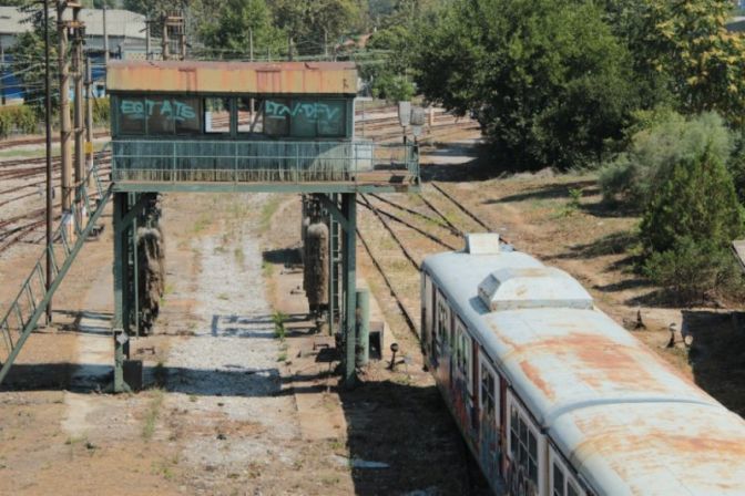 Tarihi Haydarpaşa Garı tren mezarlığına döndü